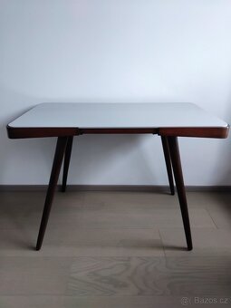 Konferenční stolek Jiroutek - 2