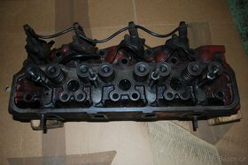 Avia - hlava motoru - 2