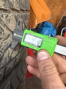 Prodam zimni pneu bridgestone - 2