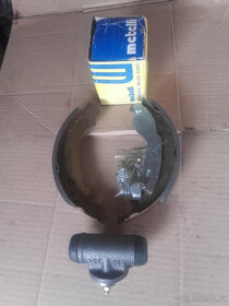 Fiat Tipo, Tempra - brzdové čelisti, prasátka - 2