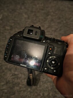 Fuji FinePix HS30 EXR - 2