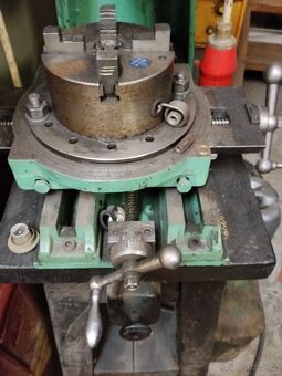 Svislá obrazecka - 2