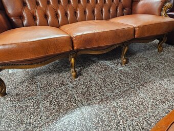 KOŽENÁ SEAČKA V ANGLICKOM ŠTÝLE,V TOP STAVE 3+1+1 - 2