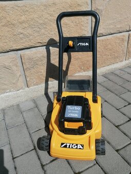 Sekačka a strunovka - 2