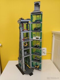 Lego avengers tower - 2