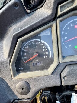 Aprilia ETV 1000 Caponord - 2