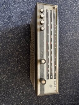 Rádio Telefunken Basant - 2