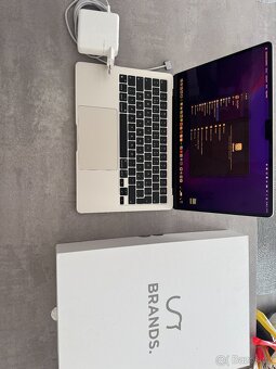 MacBook Air M2 8GB RAM - 2