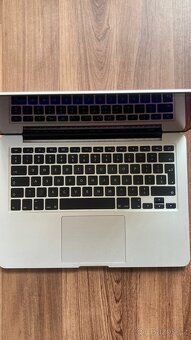 MacBook Pro 13” 2015, 8gb ram, retina - 2