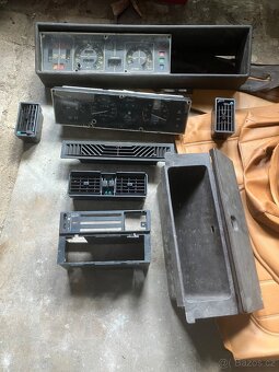 Palubní deska na Fiat x1/9 - 2