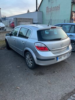 Opel Astra - 2