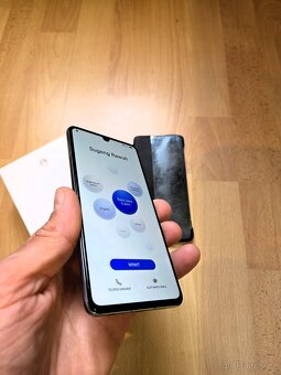 Huawei P30 – 128 GB, 6 GB RAM – TOP stav, od T-Mobile, krabi - 2