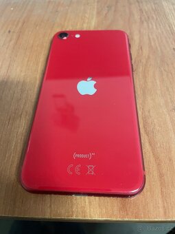 iPhone se 2. Generace - 2