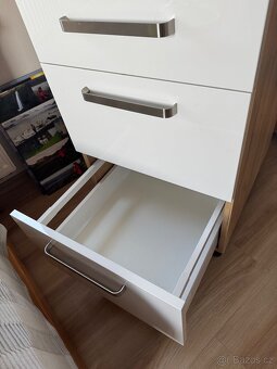 Kuchyňsky nábytek - 2
