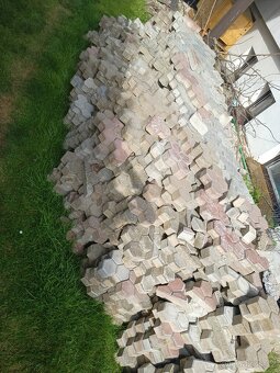 Stará dlažba 6cm 35-40m2 - 2