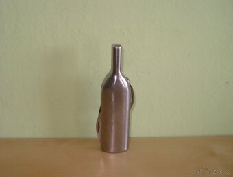 Vývrtka (nůž) ve tvaru láhve - 2