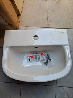 Umyvadlo Grohe - 2