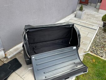 Thule Backspace 9171- Ideální pro rodiny nebo elektroauta - 2