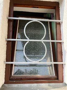 mříže do oken 4x,  dveří 2x a vrata  1x, MASIV - 2