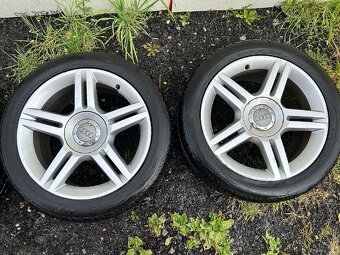 Kola Audi 235/45 R17 letní - 2