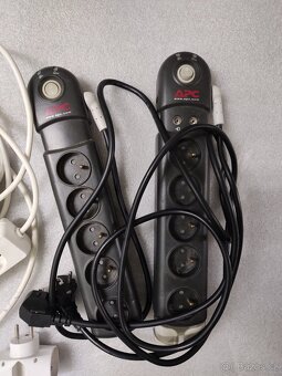 Prodlužovací kabely 230V  8ks - 2