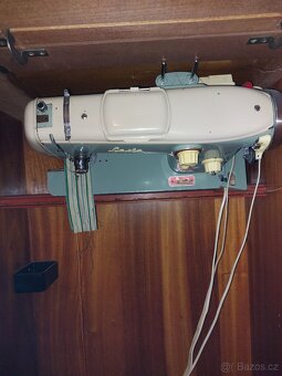 ŠICÍ STROJ LADA - 2