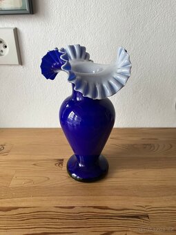 Porcelánová váza - 2