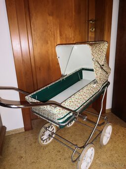 Prodám retro kočárek pro panenky, - 2