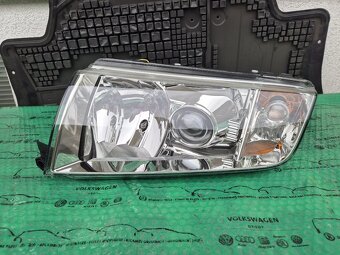 Škoda Fabia I kompletní xenonový světlomet - 2