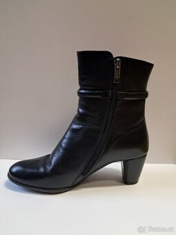 Dámské nízké kozačky Ara 38,5 - 2