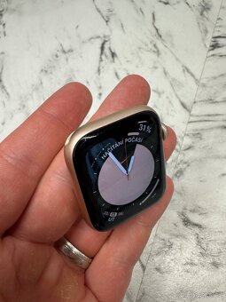 Apple Watch Series 6 44 mm GPS – Gold / Pink Sand, kompletní - 2