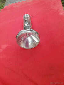 PRODÁM  STAROU  RETRO  SVÍTILNU  DAYMOON - 2