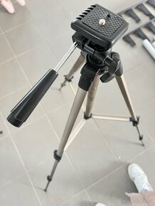 Stativ hnědý - 2