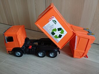 Popelářské auto Mercedes - 2