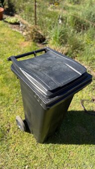 Černá popelnice 120 l - 2