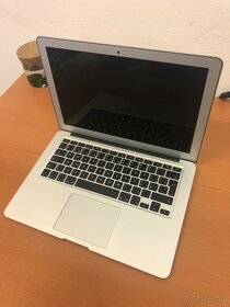 MacBook Air (13-inch, 2017) 256GB - 2