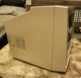 Monitor Commodore 1084 RGB - 2
