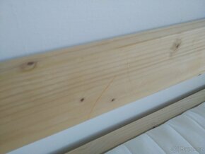 Dřevěná dětská postel s matrací - 2