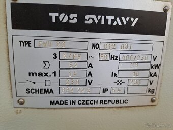 Hoblovka, čtyřstranná frézka - 2