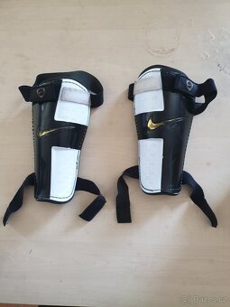NOVÉ turfy NIKE TEMPO X LIGERA IV TF, EUR 35, juniorské - 2