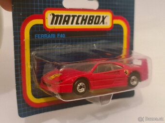 matchbox ferarri F40 - 2
