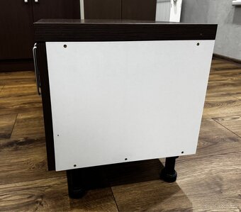 Skříňka - 2