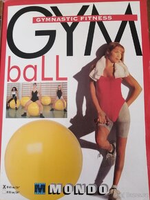 Gymnastický míč 65 cm
 - 2