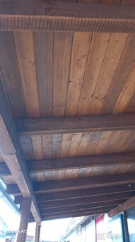 Pergola před provozovnou - 2