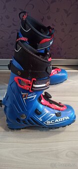 Scarpa f1 vel.30 - 2
