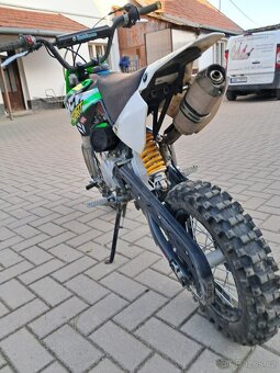 Pitbike YCF 125 start - 2