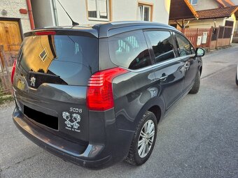 Peugeot 5008 2.0L HDi automat - 2