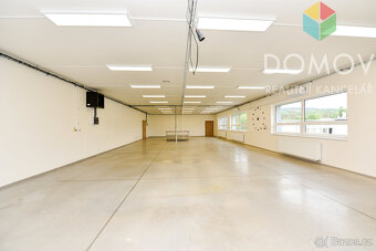 Pronájem vytápěné haly 180 m2 blízko centra Berouna - 2