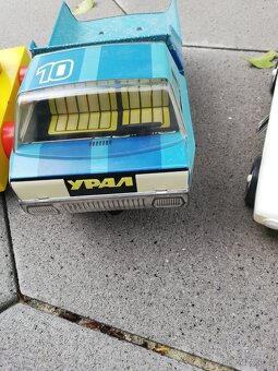 Retro hračky - 2