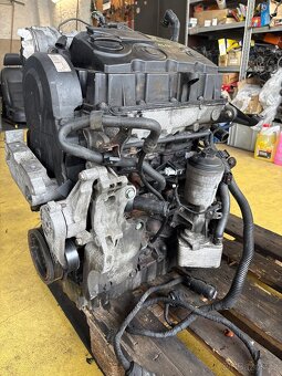 Oct.II Motor 2.0-103kw BMM - 2